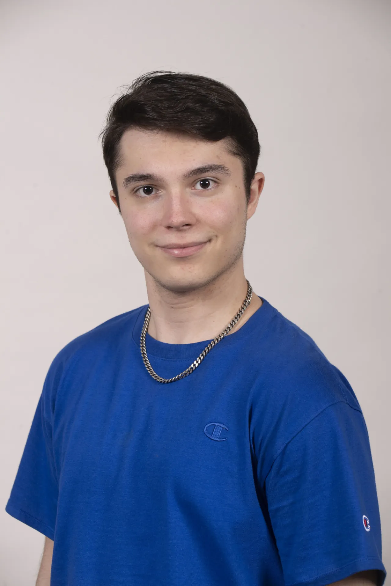 Ariel Suynov